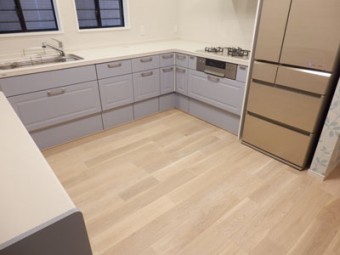 LIXIL　リシェルＳＩで明るく高級感のあるキッチンに